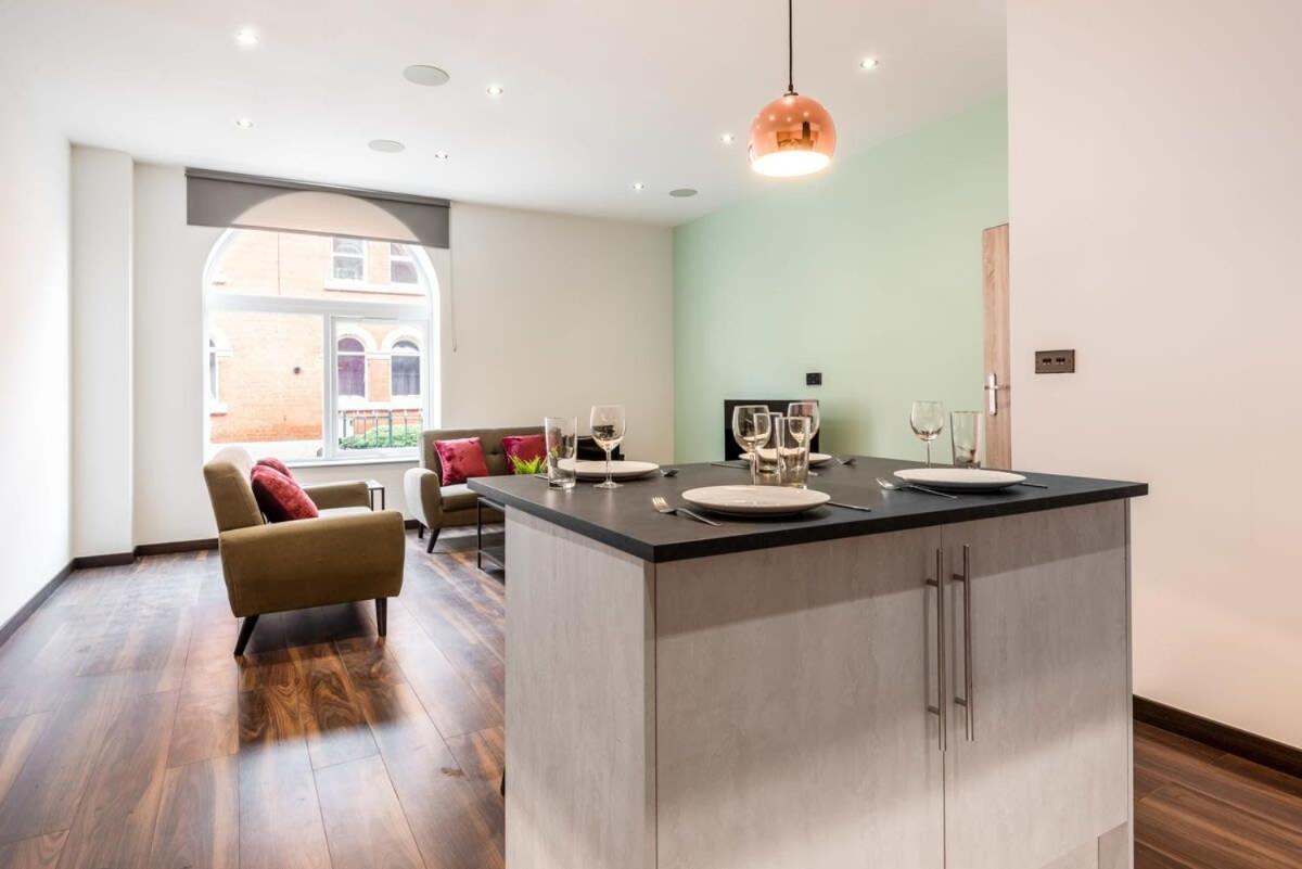 Characterful 2 Bed Apartment With Parking In Hull Kingston upon Hull Exteriör bild