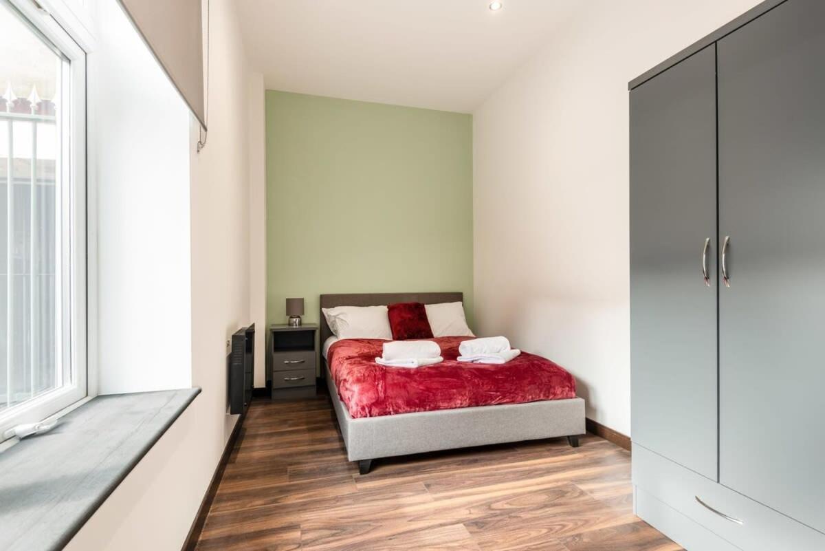 Characterful 2 Bed Apartment With Parking In Hull Kingston upon Hull Exteriör bild
